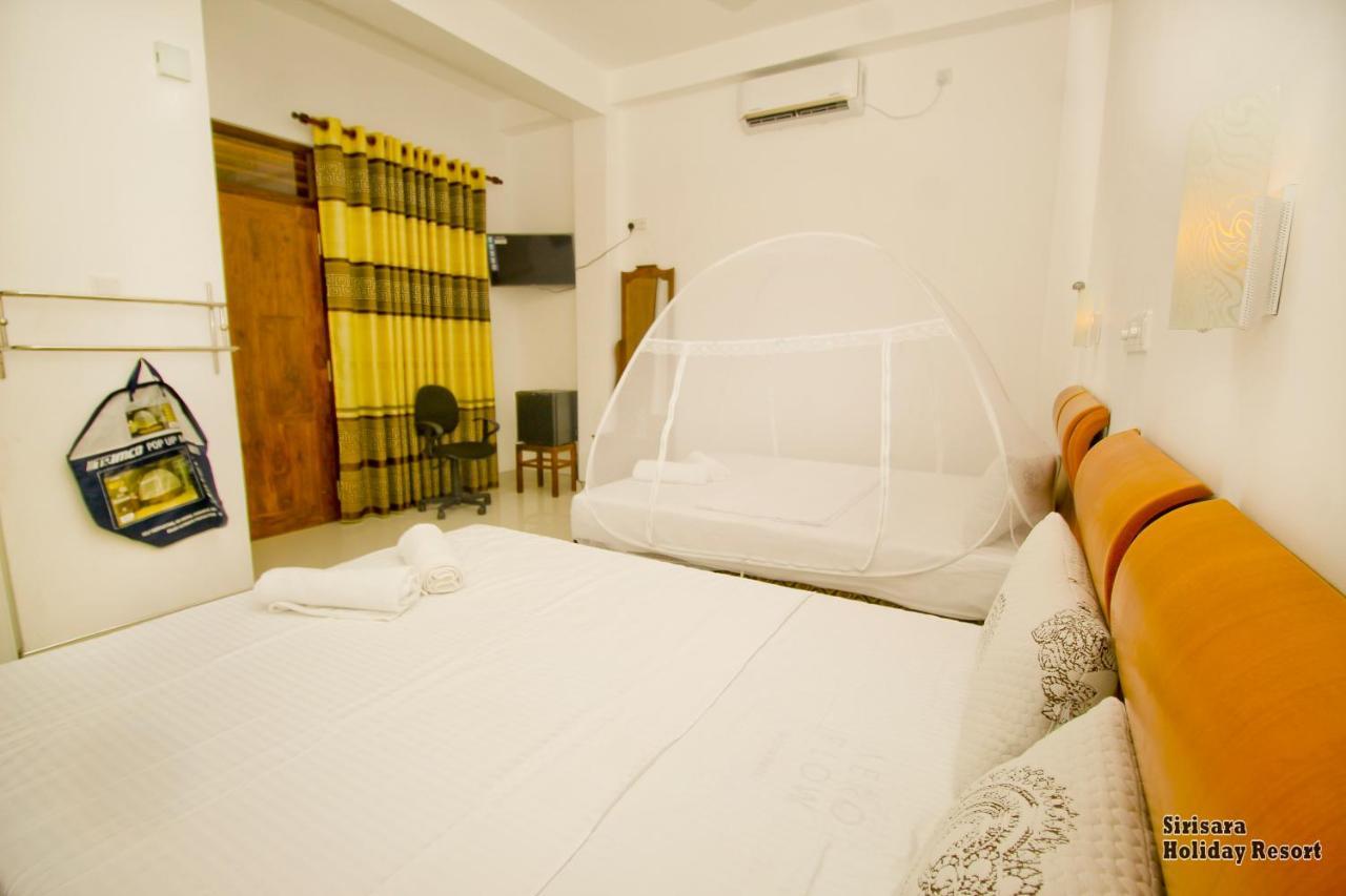 Sirisara Holiday Resort 阿努拉德普勒 外观 照片